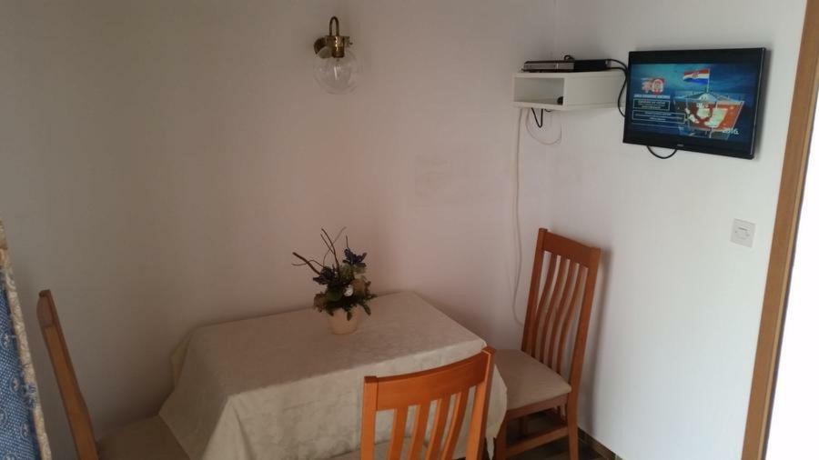 Small Apartment Merica Novalja Extérieur photo